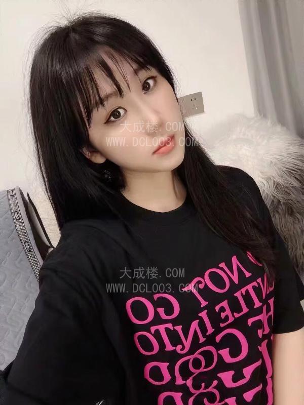 郑州服务型美女