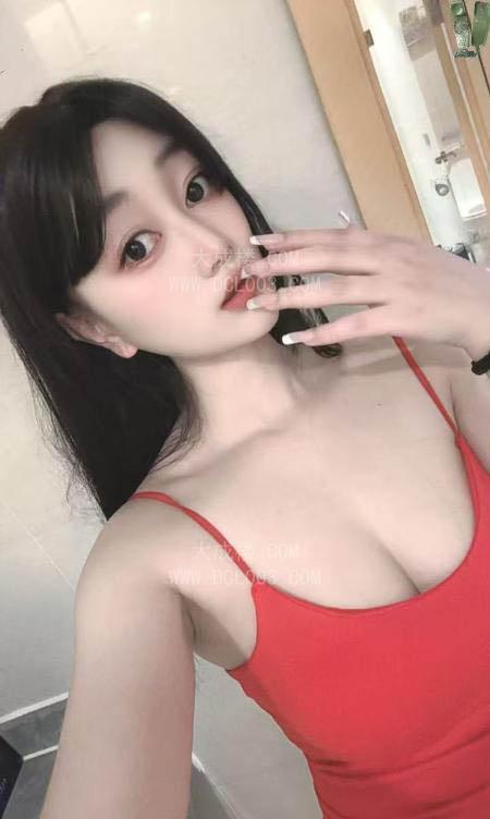 龙华蜂腰辣妹苏漫