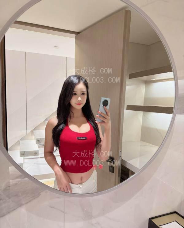 成都跳艳舞的美女姐姐