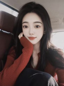 南京南站颜值欲女