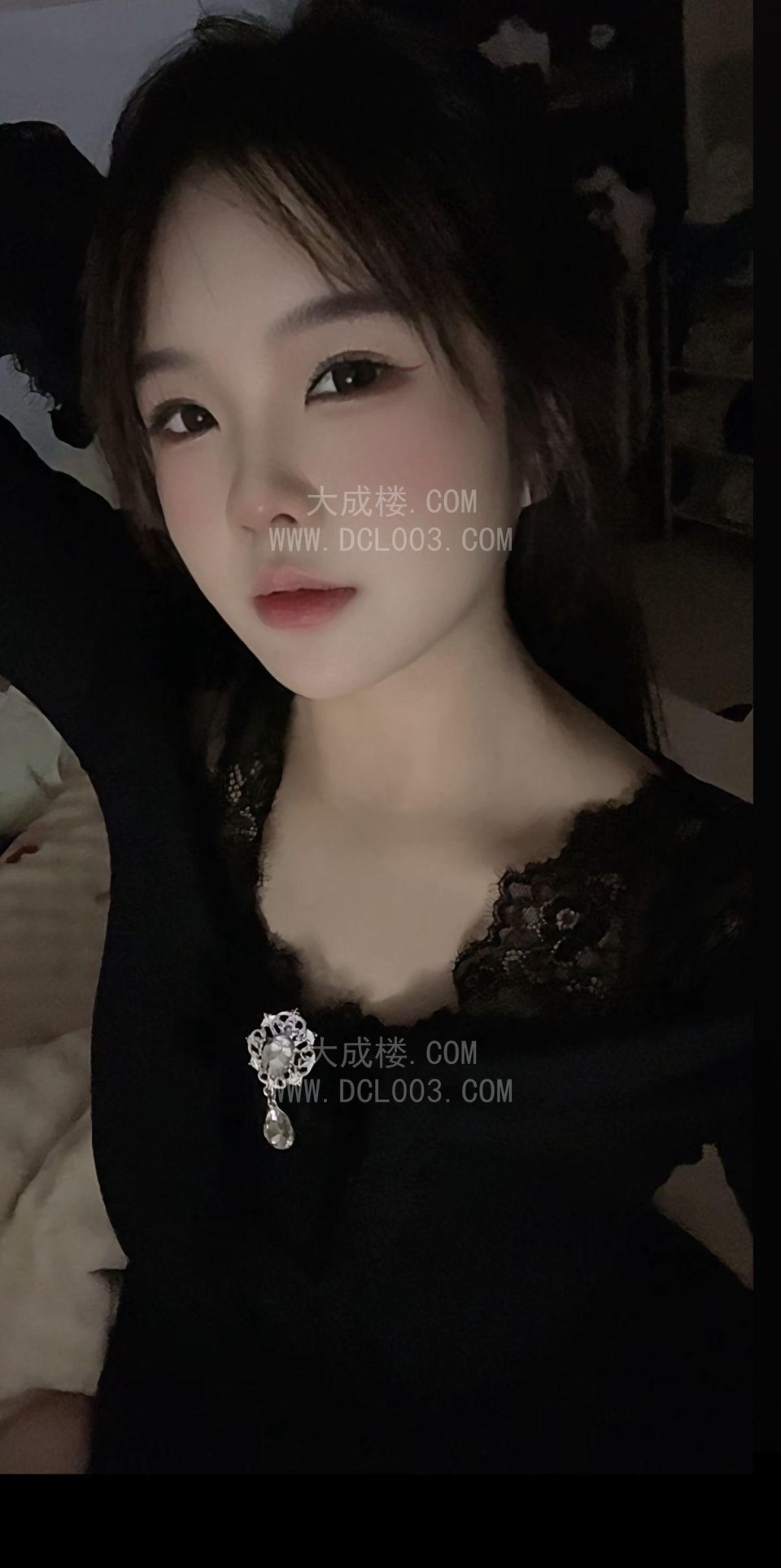 成都大胸性感喷水小妹