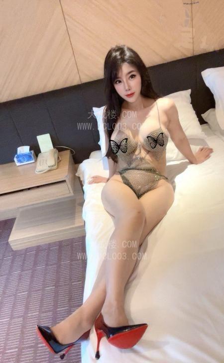 天河丰臀美腿御姐