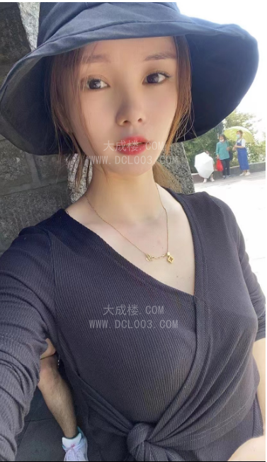 南海万科金色领域杨慕