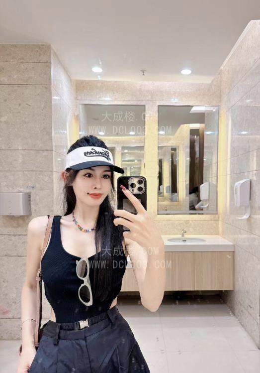 南山腿长腰细胸大Lisa