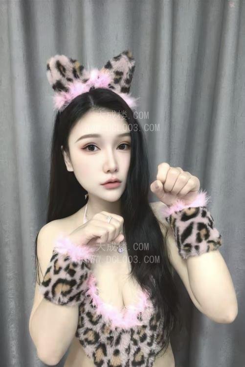 红牌御姐蓝采儿
