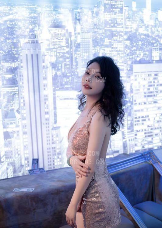 青秀轻熟女静引