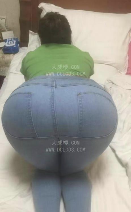 沙坪E杯大胸妹子服务好
