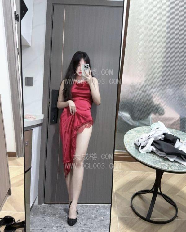 龙华制服曼曼