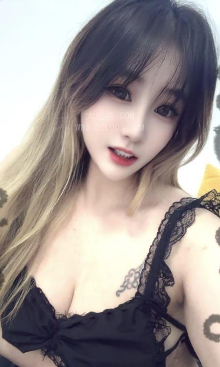 天河潮喷大腚妹