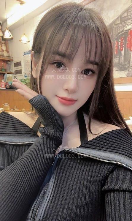 龙岗巨乳气质美女