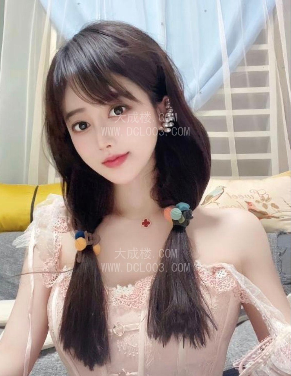 南山性感花卉儿