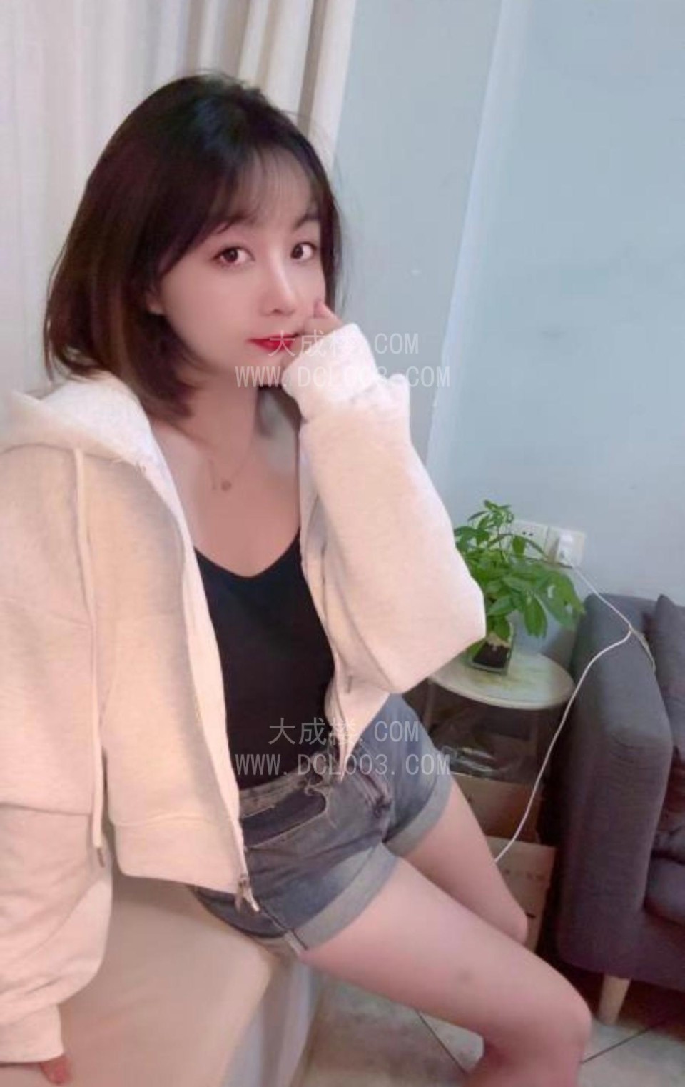越秀肥臀美乳少妇