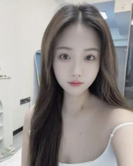 天心温柔苗条妹妹兼职