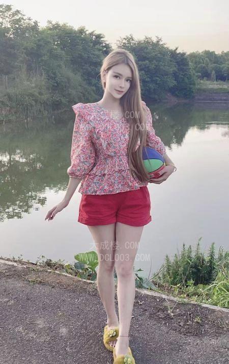 武昌西宫美女