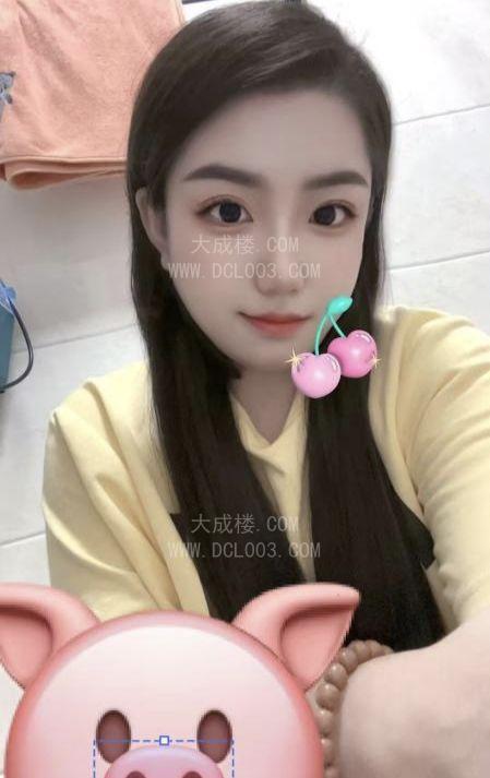 津南微胖女孩