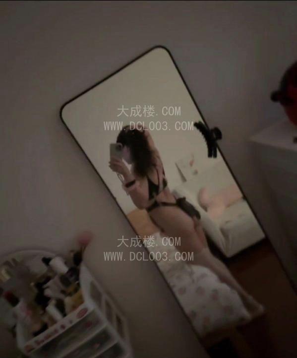 福田丰满大奶嫩妹酪儿