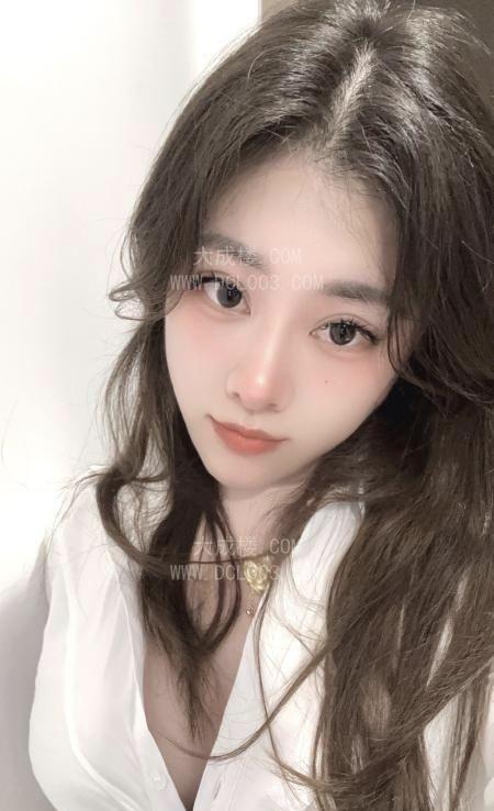 黄埔可人迎容儿