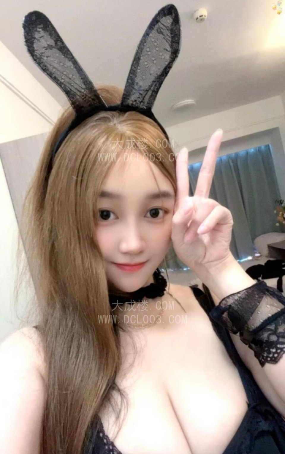 宝安女友般大胸允儿
