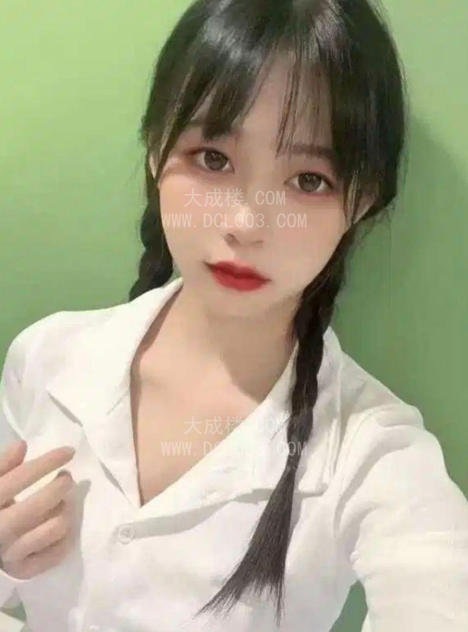 白云区百信广场兔兔