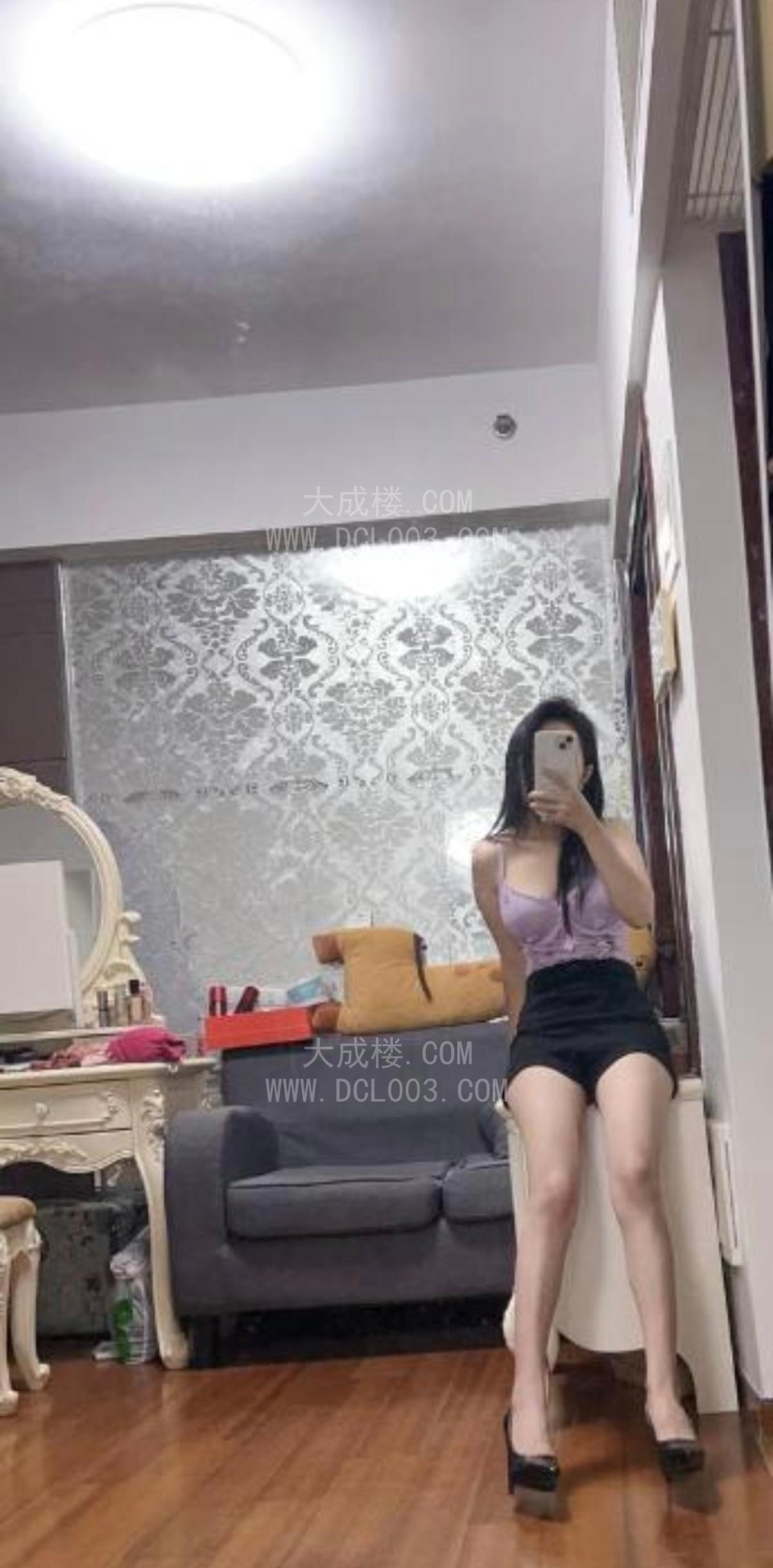 禅城娇小人妻