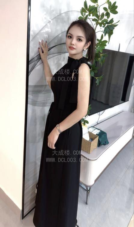 来自新疆的美女