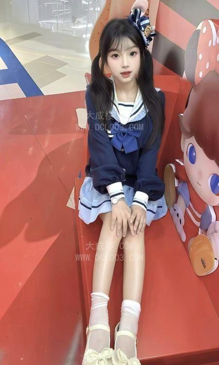三点粉小嫩妹