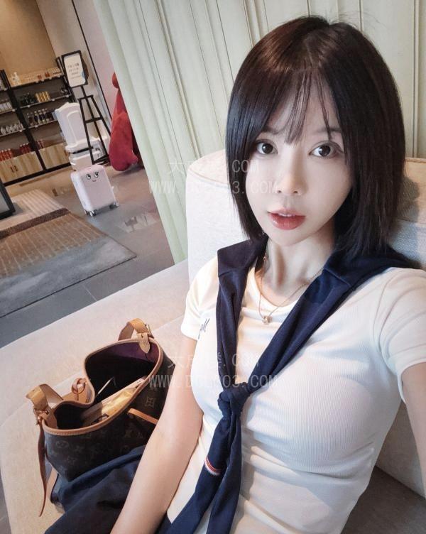 福田反差感大胸萝莉