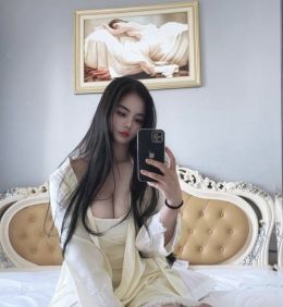 黄埔超胸的小七
