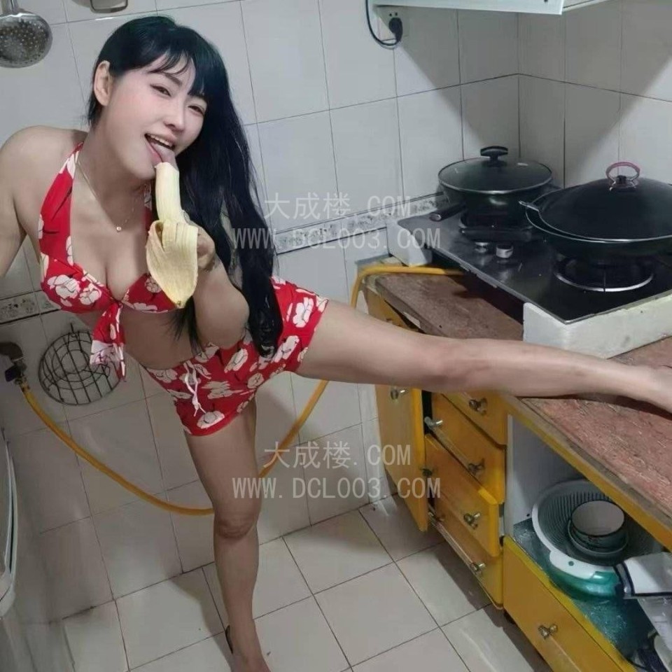 罗湖性感风骚美眉红酒妹
