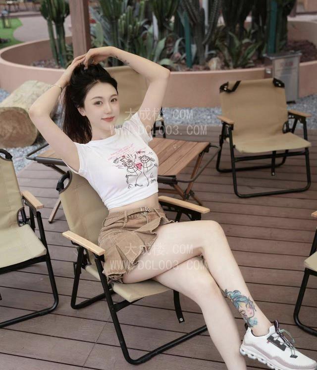 天河好身材小骚货