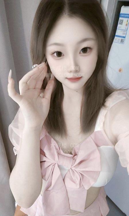 青浦大胸妹童童